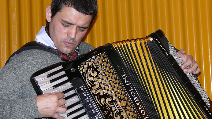 2018-06-21 - Folklorico in Bahia Blanca.jpg