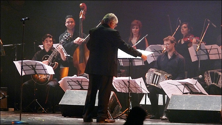 2018-07-26 - Tango Emilio Balcarce School Orchestra playing at the 2010 Mundial finals